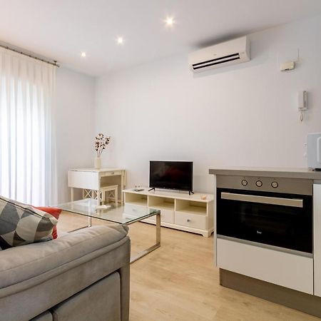 Charming 2 Bedroom Apartment Triana Bridge By Ocityzen Seville Luaran gambar