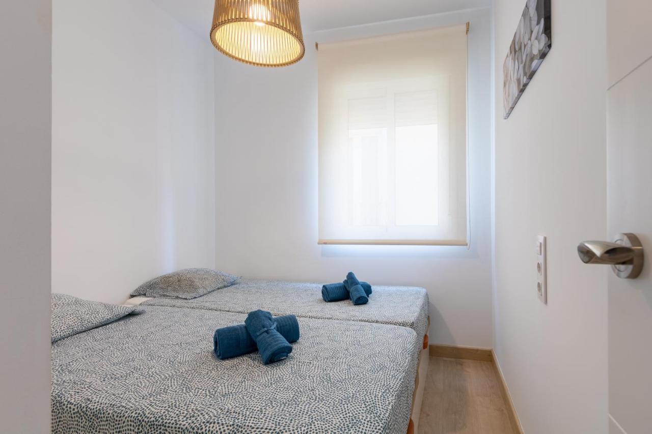 Charming 2 Bedroom Apartment Triana Bridge By Ocityzen Seville Luaran gambar